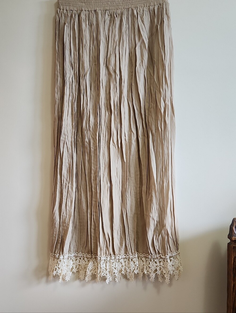 Women's Beige Maxi Lace-Hem Skirt Vintage Broomstick Skirt Small